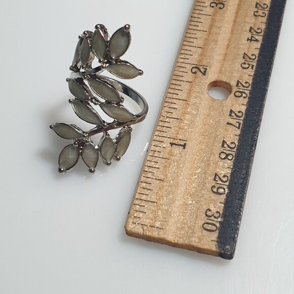 Leaf Design Long Ring Silver Tone Metal Enamel Accents Size 8.5 Gift Jewelry Mom - Picture 4 of 6